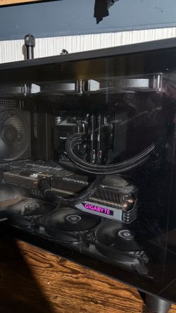 Custom Gaming PC (Nvidia 4070 TI GPU, AMD 7800x3d)