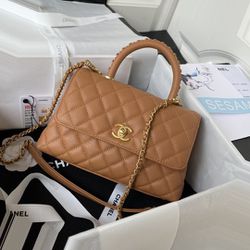 Sleek Chanel Coco Handle Bag