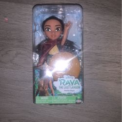 Disney Raya And The Last Dragón Doll 