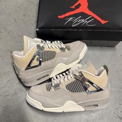 Jordan 4 Frozen Moments Size:9M