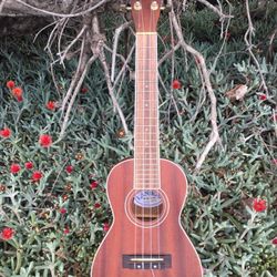 ✅ UKULELE - LANIKAI - Mahogany, Nice Tone