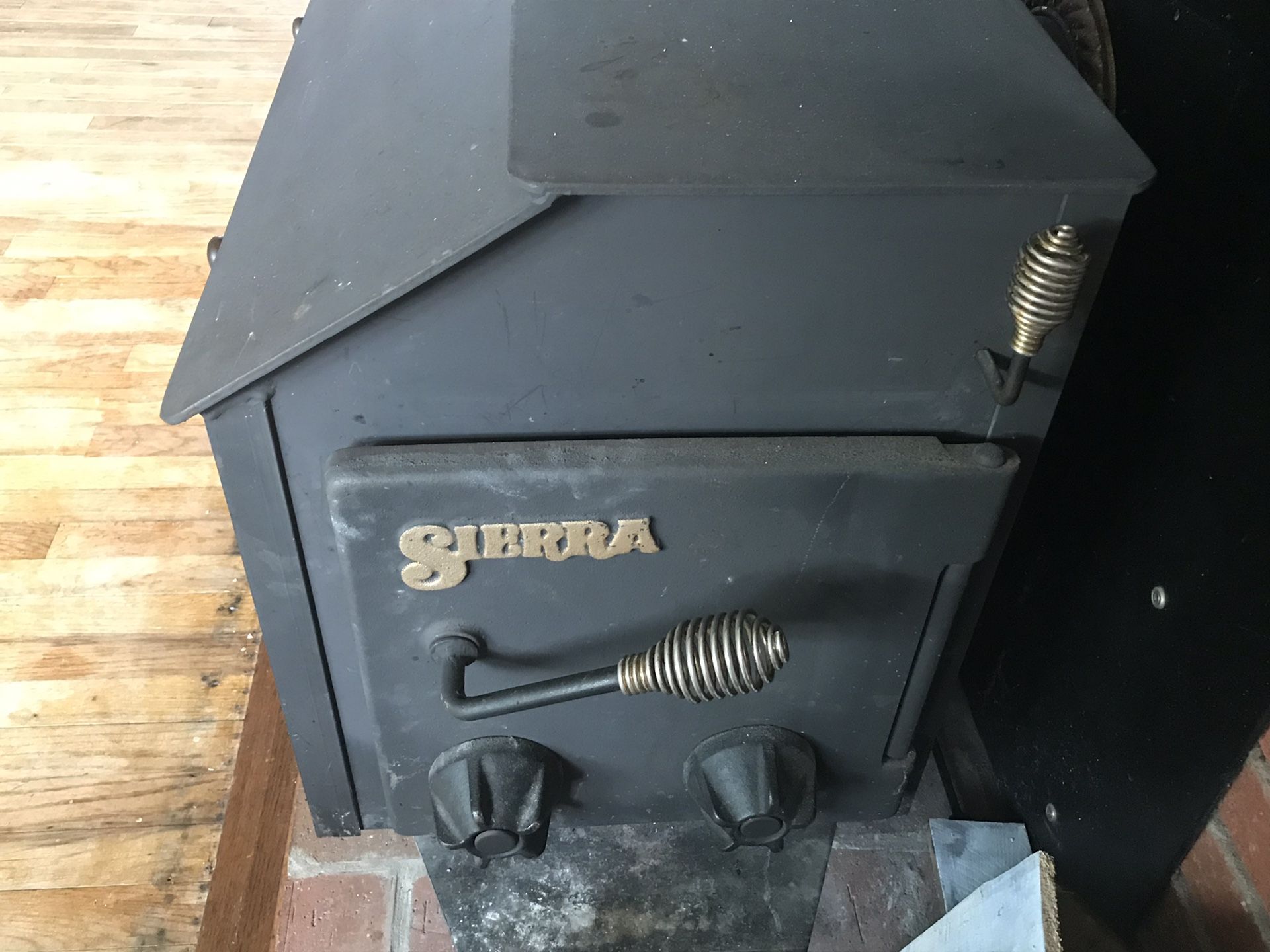 sierra-wood-burning-stove-for-sale-in-virginia-beach-va-offerup