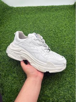 Balenciaga White Triple S Sporty Size
