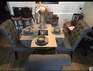 Glass Top Dining Table with Upholstered Chairsfur