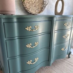 Refinished Solid Wood Dresser Sideboard Foyer Table Credenza 