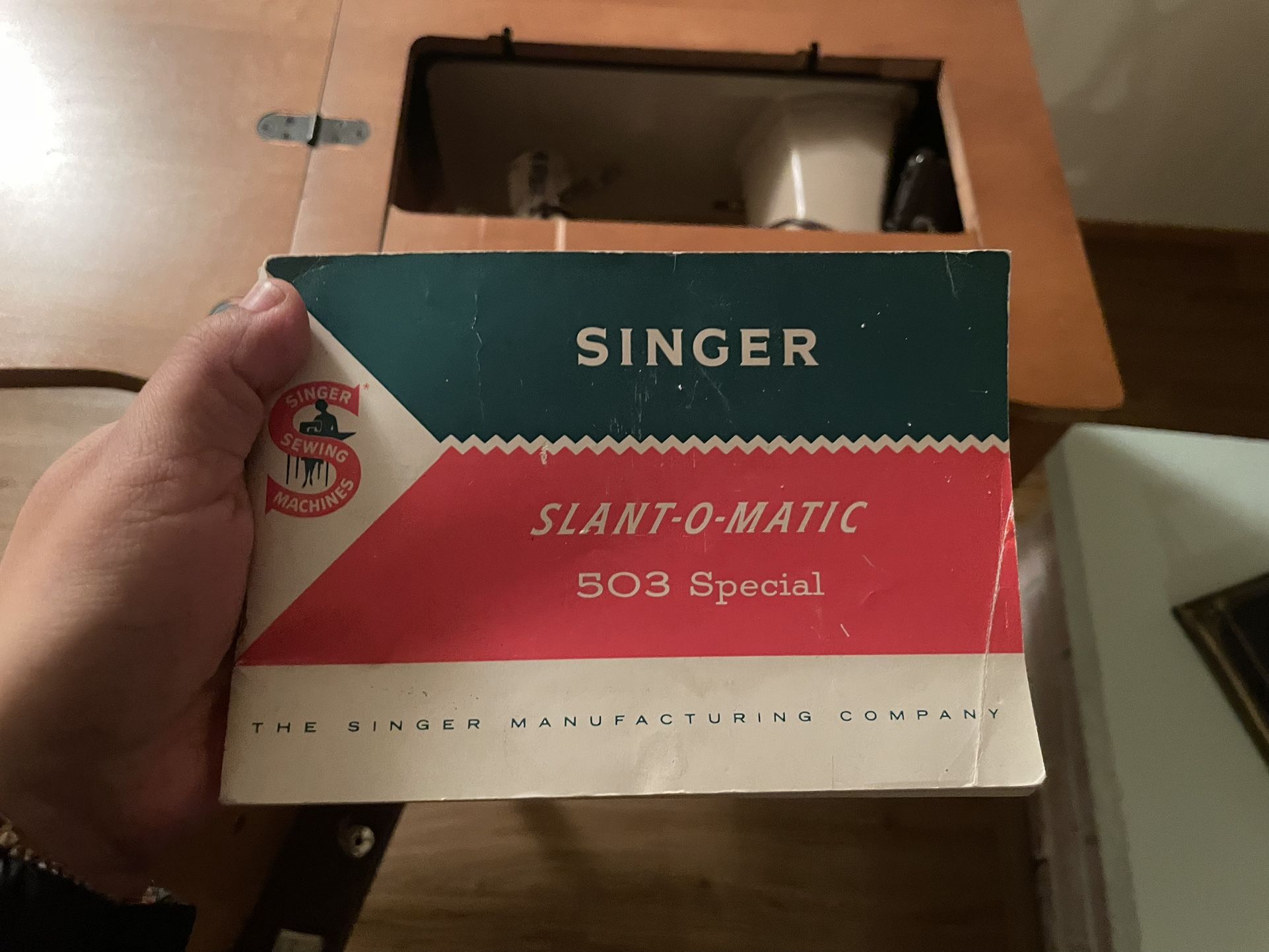 Rare Vintage Singer 503 Slant-o-matic Sewing Machine And Desk