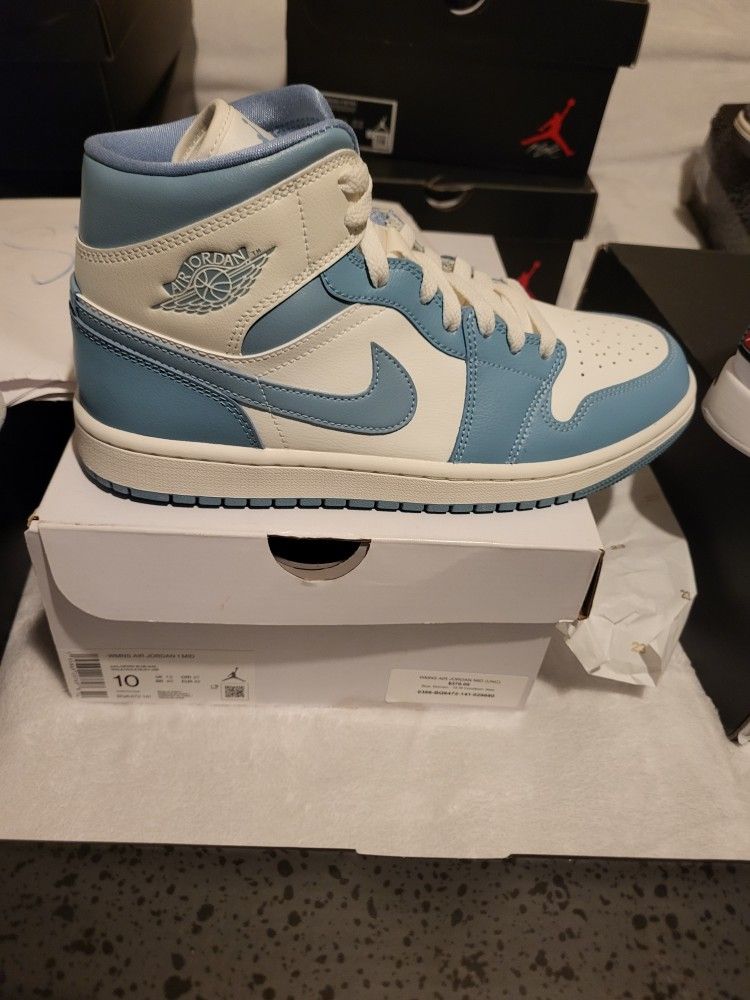 Jordan 1 Unc Sz 10w/ 8.5 Men