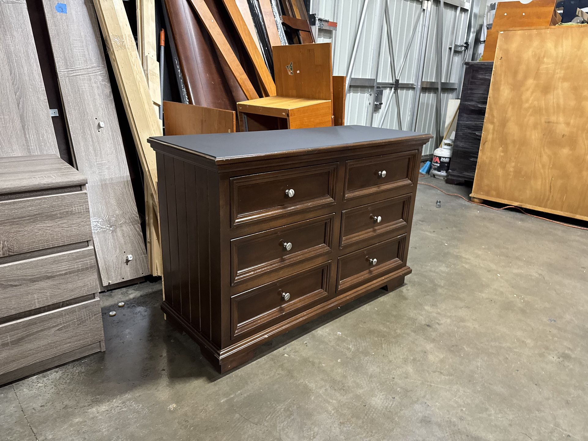 Kids Dresser $140