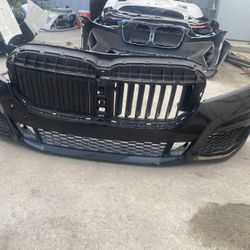 2020-2022 BMW M 760i-M760Li  Front Bumper 