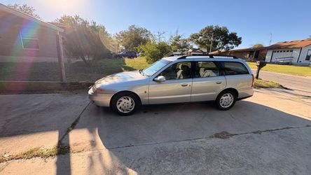 2001 Saturn LW2