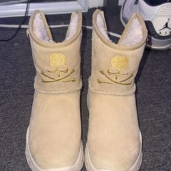 Master Mind X Uggs Classic Boots
