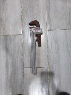 Reed https://offerup.com/redirect/?o=TUZHLkNP. Pipe Wrench