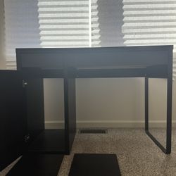 Dark Brown Desk for Sale - Excellent Condition!