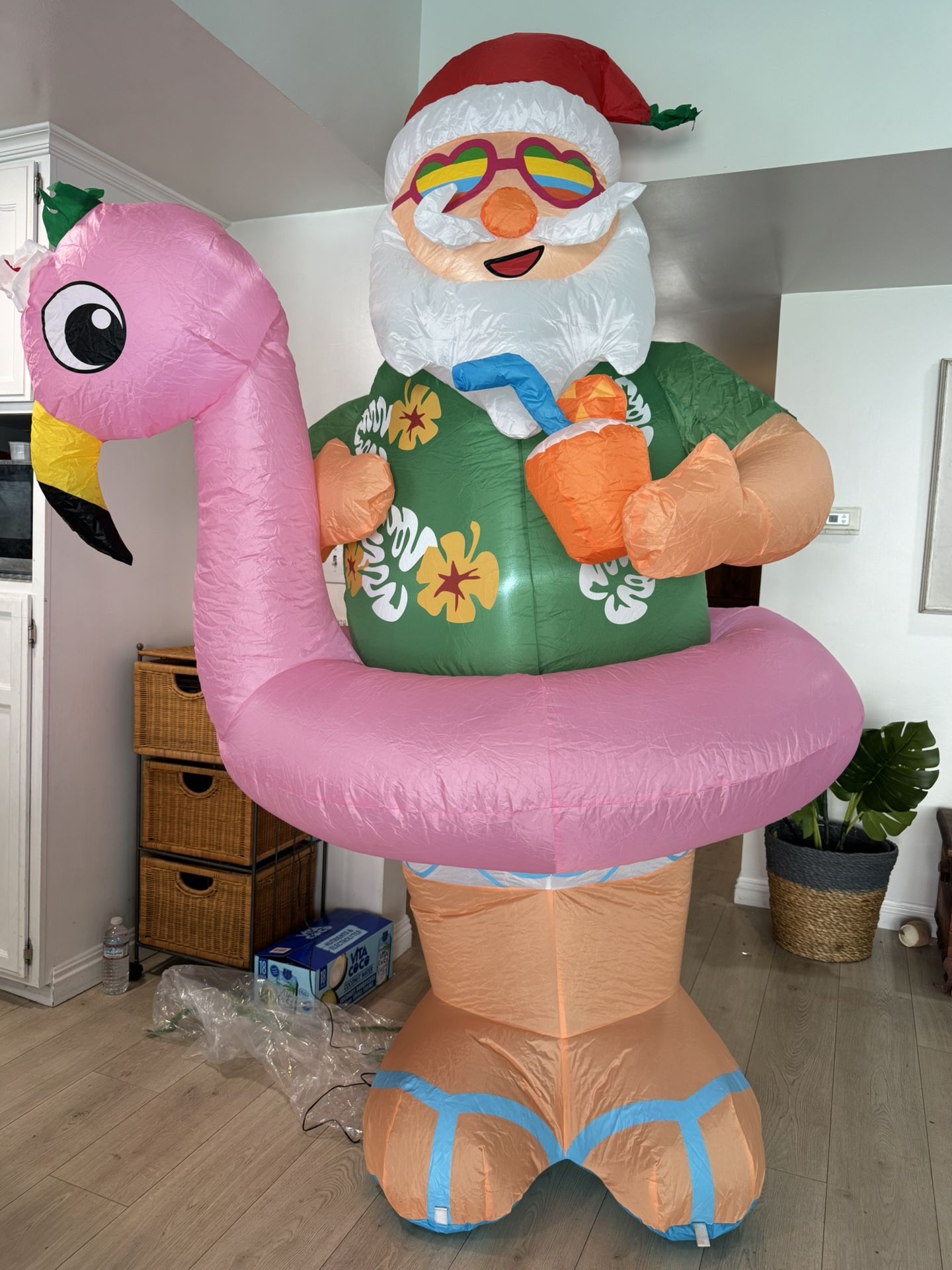 Christmas Inflatables Outdoor Decorations 6FT Hawaii Santa Claus Cute Blow up Xmas Decoration with Led Lighted Inflatable Yard Décor for Indoor Outsid