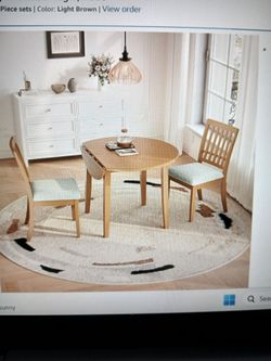 Kitchen table with 2 chairs
