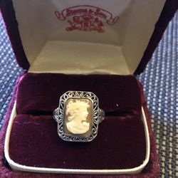 Vintage Silver Ladies Ring