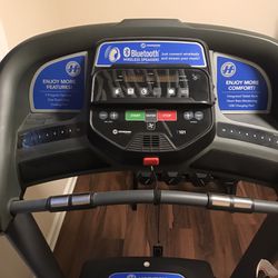 Treadmill T101 