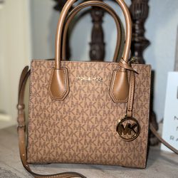 New Women’s Purses Michael Kors Authentic 