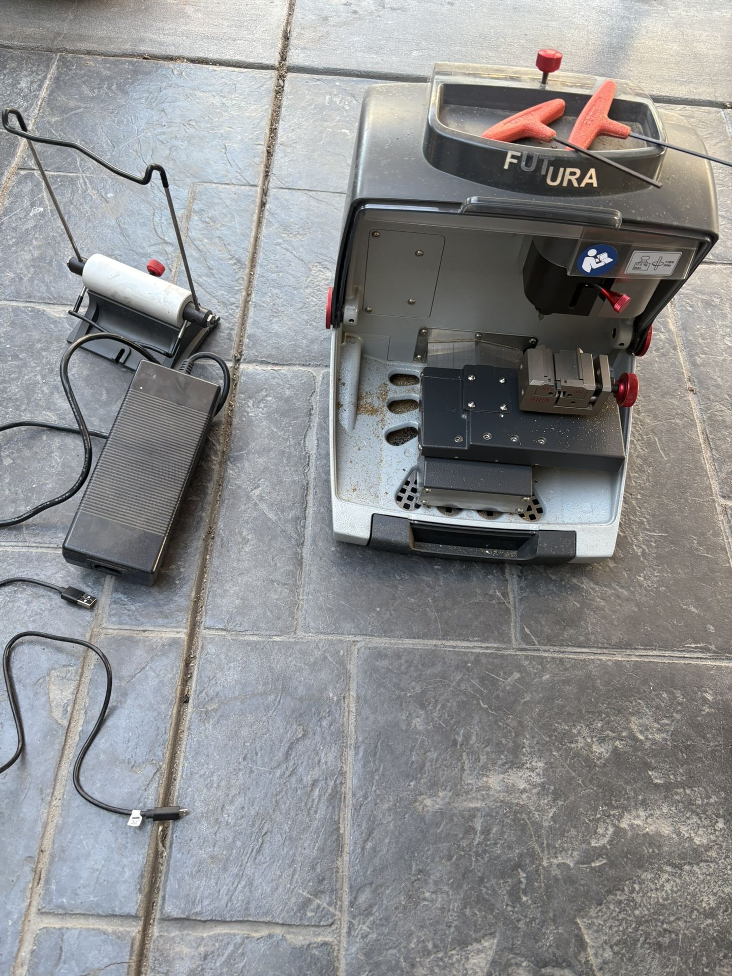 Ilco - Silca - Futura Laser Key Cutter And Duplicator Edge-Cut (Electronic)