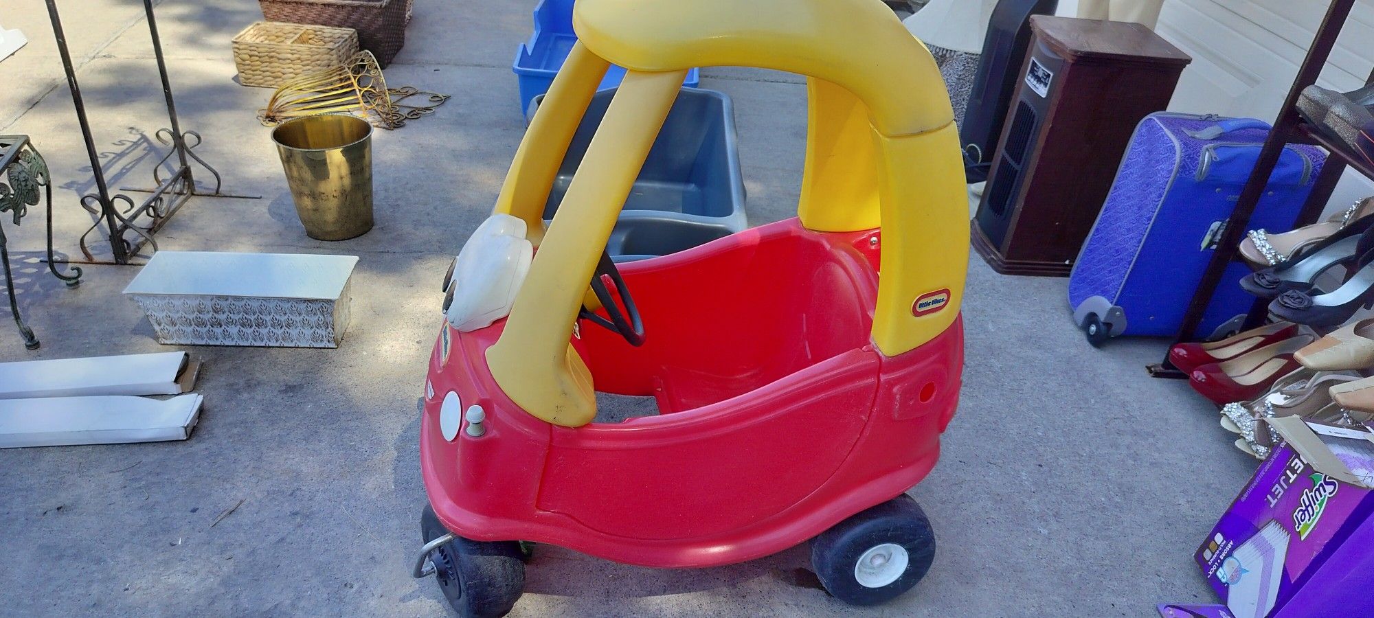 Little tikes Car $20 Pick Up Only Bonanza and Lamb