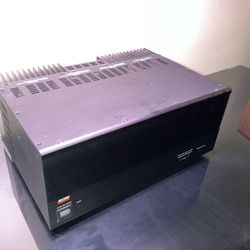 Adcom GFA-555 II Amplifier