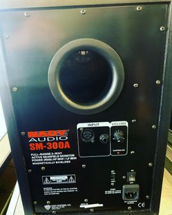 New Nady AUDIO SM-300A Studio Monitor 8”(pair) POWERED Subwoofer