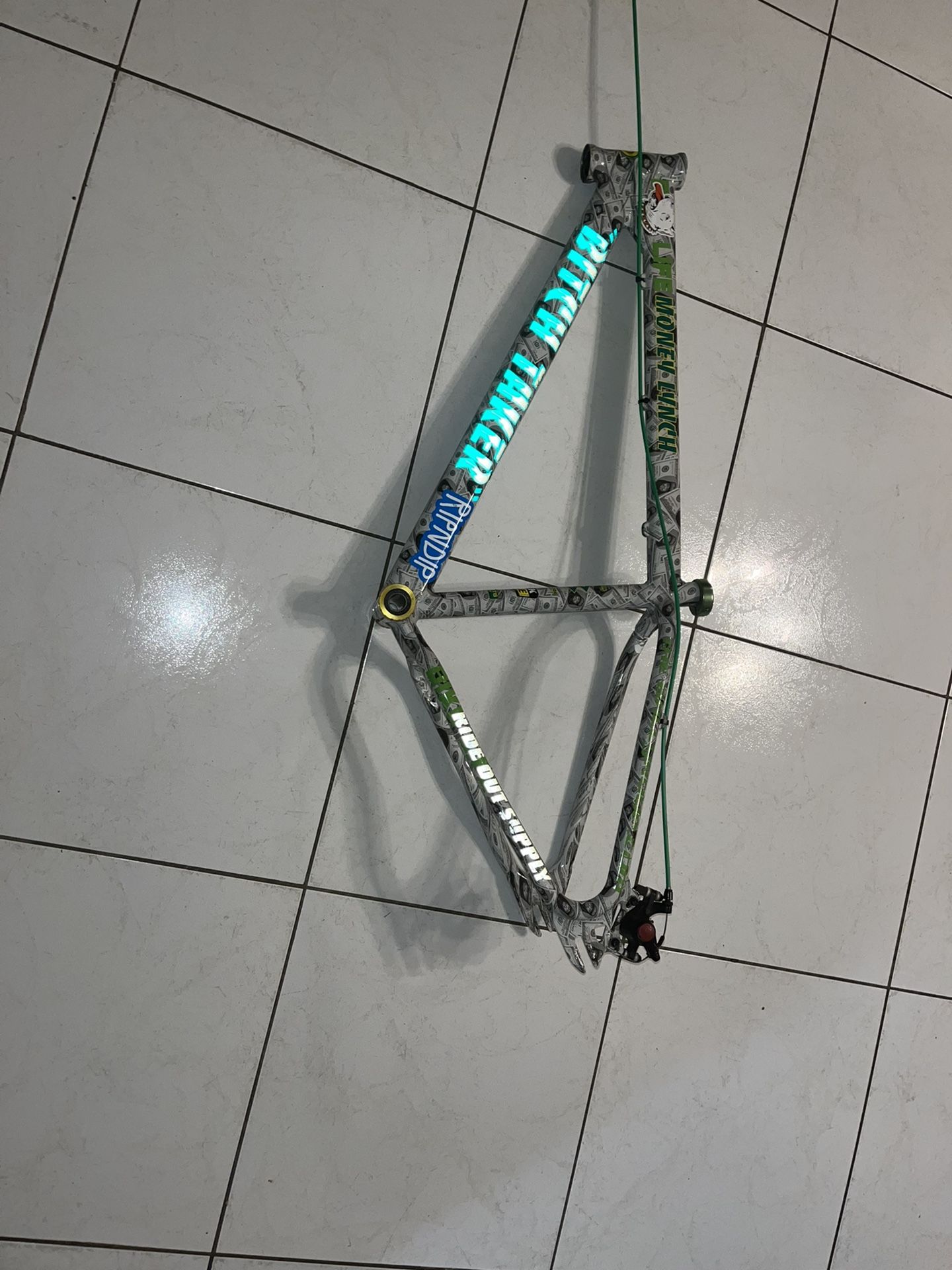 money lynch beastmode frame