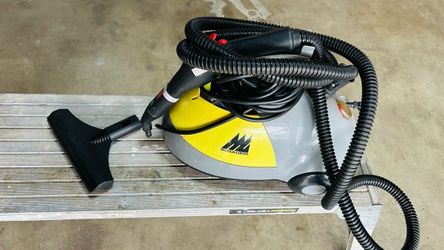McCulloch Steam Cleaner with Hose and Attachments
