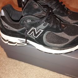 New balance 2002r Size 10