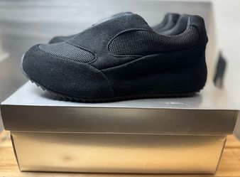 Yeezy YZY BL-01 Black Sizes 7-13 Brand New SOLD OUT Shoe
