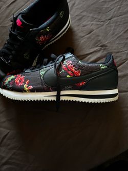 Woman’s size 8 Nike cortez