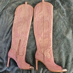 Size 6 Gianni Bini
KatyannaTwo Over-the-Knee Rhinestone Embellished Western Dress Boots