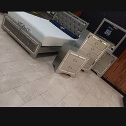 *Weekend Special!!!*---Stylish Jasmine Queen/King Bedroom Sets---From $799!!!---Delivery And Financing😉