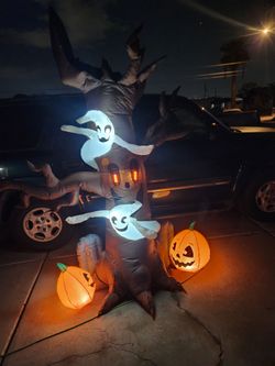 Halloween inflatable