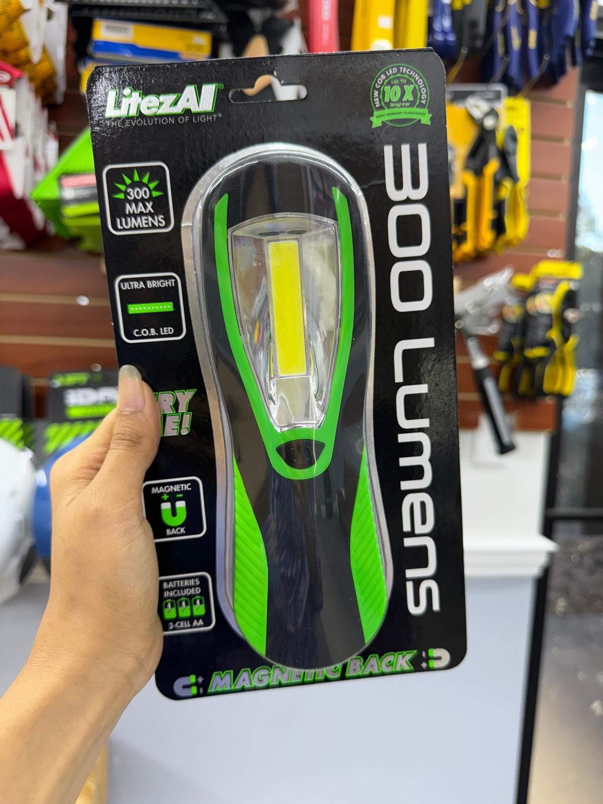 LitezAI THE EVOLUTION OF LIGHT 300 Max Lumens
