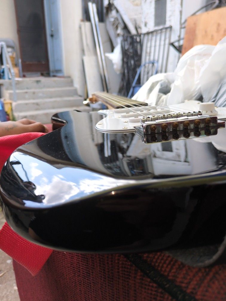 Fever Full Size Electric Guitar.