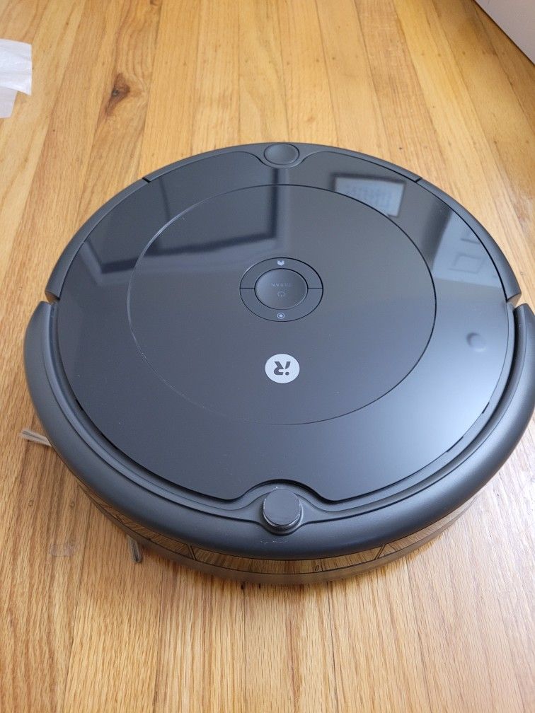 iRobot Roomba 694 Vacuum WiFi Connectivity