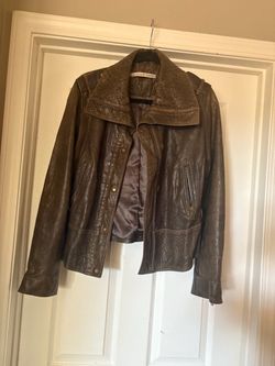 Andrew Marc women’s leather jacket