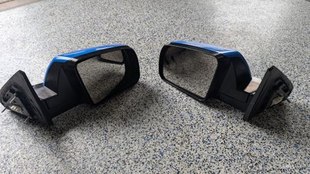 2019 Tundra OEM Mirrors
