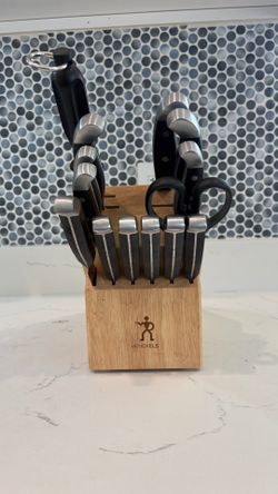 Heckles 14 pc stainless steel knife set and block