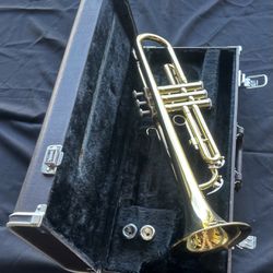 Yamaha Bb Trumpet - Model YTR-2320 Trumpet