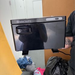 Salon Sundry Towel Warmer