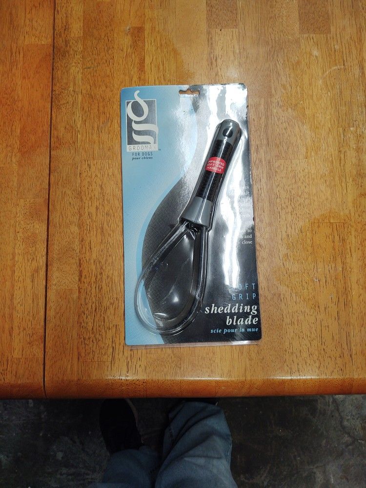Shedding Blade For Dogs Medium.
