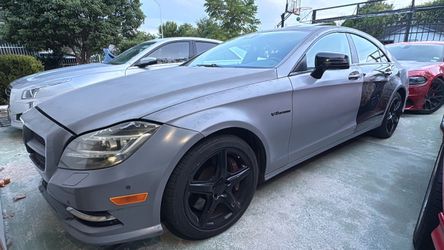 Mercedes-Benz CLS V8 Biturbo AMG Sedan