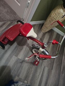 Radio Flyer Triclye
