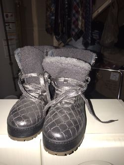 Snow boots no brand