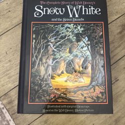 Walt Disney Snow White And The Seven Dwarfs Hard Cover Book