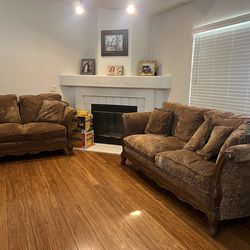 Matching Sofa Set 3-Seater and 2- Seater