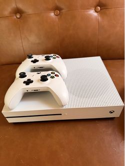 Xbox One S w/ 2 Controllers