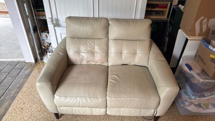 Electric love seat